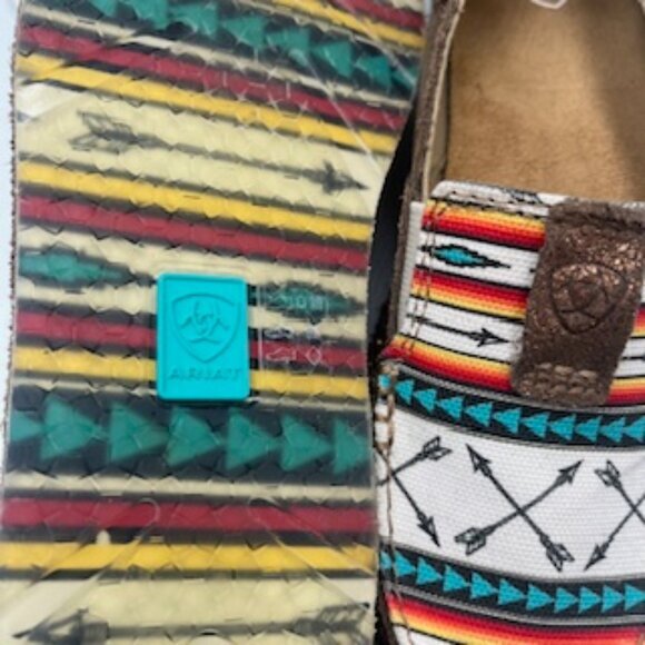 NEW Ariat Cruisers Loafers Women’s Shoe Sz 6 Rose Gold Aztec Arrow‎ Print NWT - Picture 10 of 10